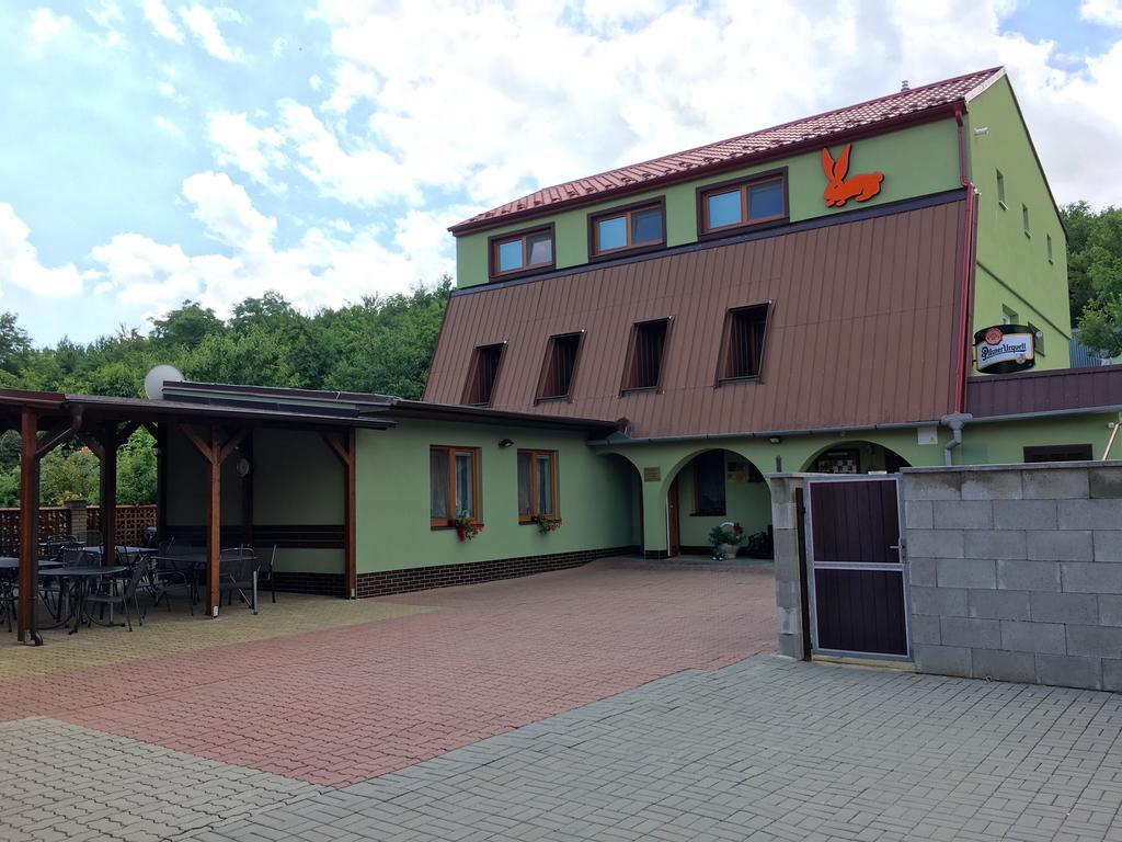 尤克劳馥退休金酒店 Kurdějov 外观 照片